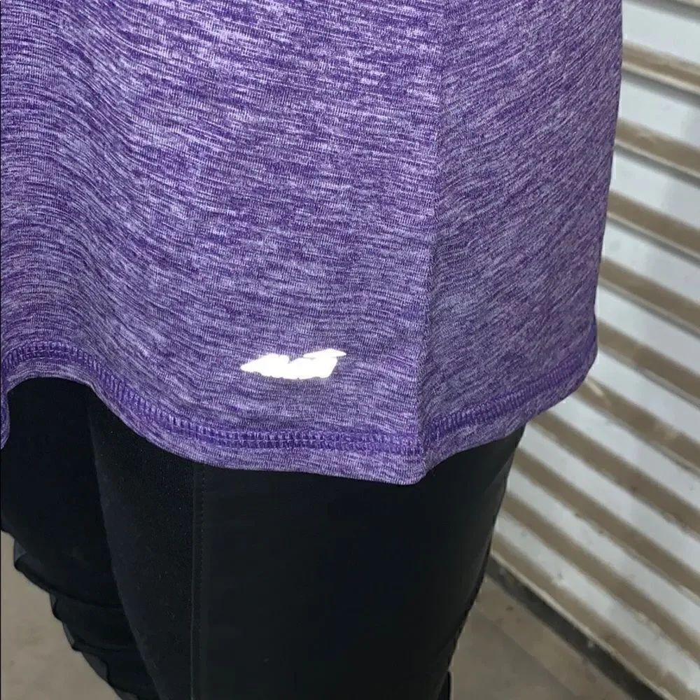 🛍️Avia workout top size XL. - Picture 5 of 6